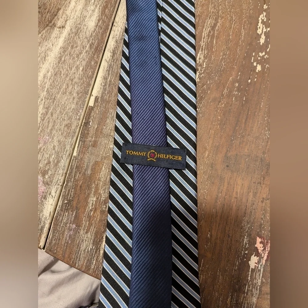 Tommy Hilfiger Blue‎ striped tie 100% silk